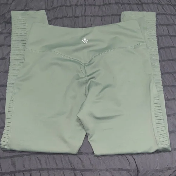 Workout Empire Leggings - Picture 4 of 4